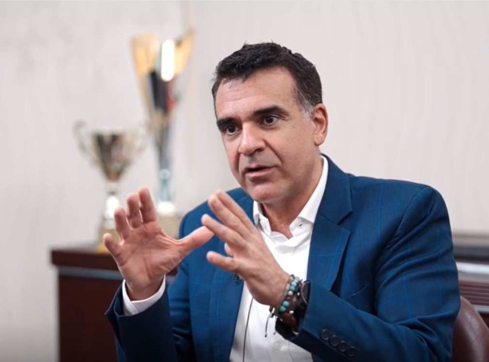 E& Gains Procurement Visibility & Control with Simfoni Tail Spend Mangement