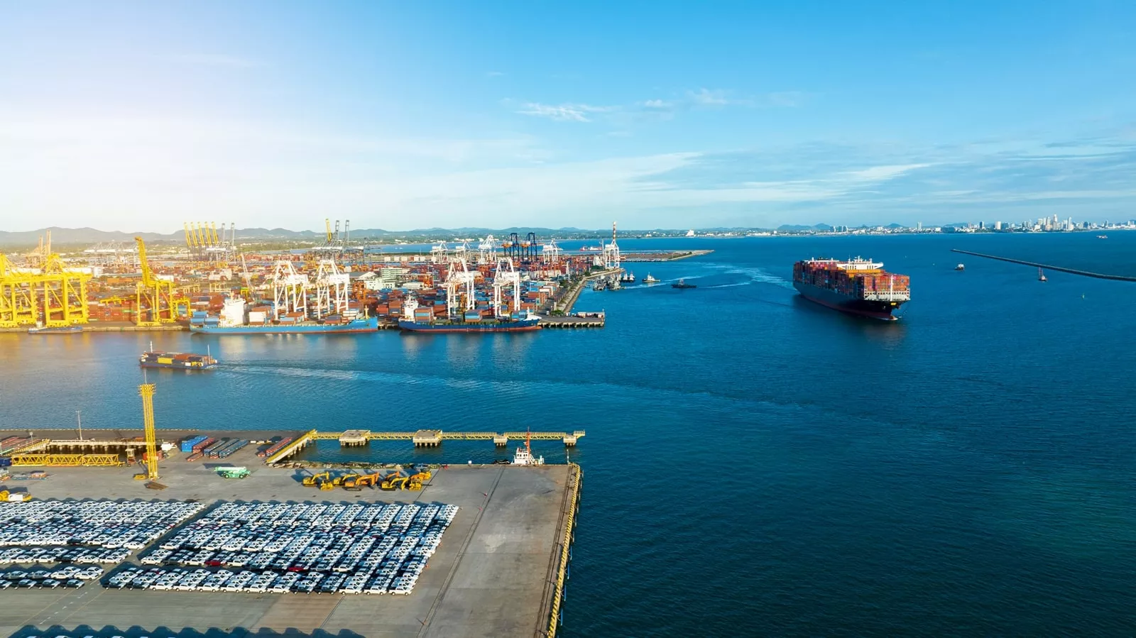 Deglobalization with Procurement Technology